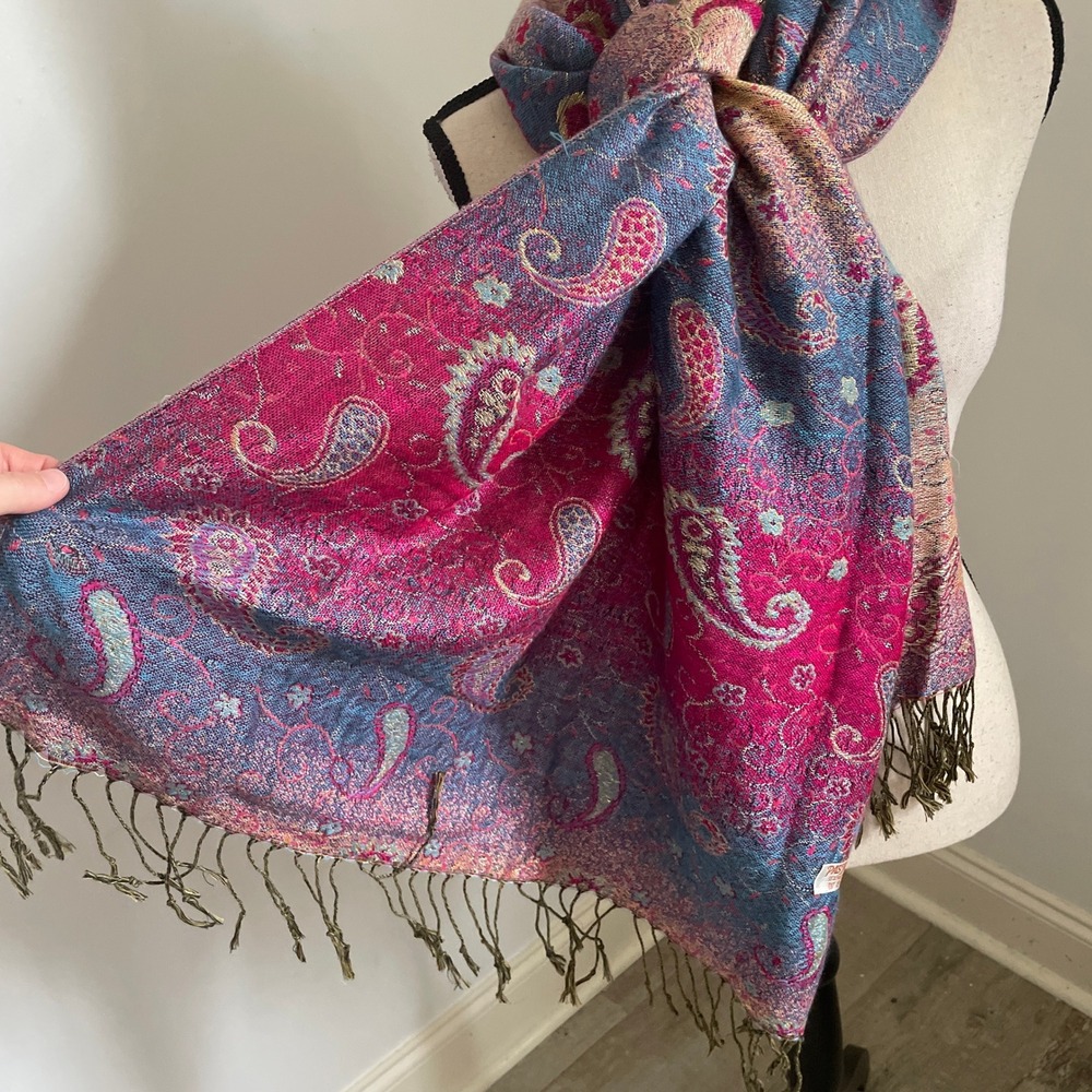 Pashmina Silk Shawl Paisley Print Lightweight Fringe Stole Boho Chic Artsy Wrap - Picture 9 of 12